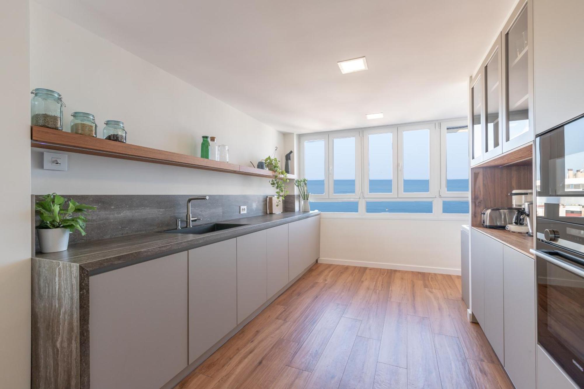 Luxury Beach/Port Apartment マラガ エクステリア 写真